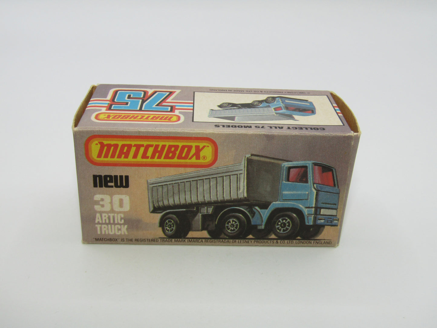 Matchbox Superfast No 30D Articulated Truck RED CREAM GRILLE Silver Dump