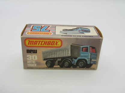 Matchbox Superfast No 30D Articulated Truck RED CREAM GRILLE Silver Dump