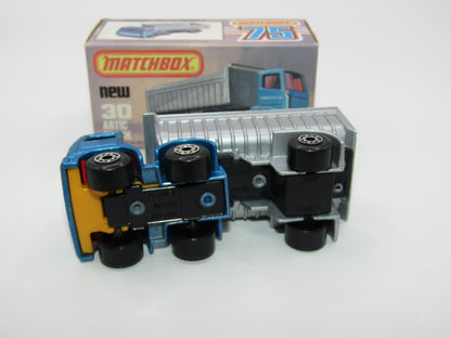 Matchbox Superfast No 30D Articulated Truck METALLIC BLUE YELLOW Grille