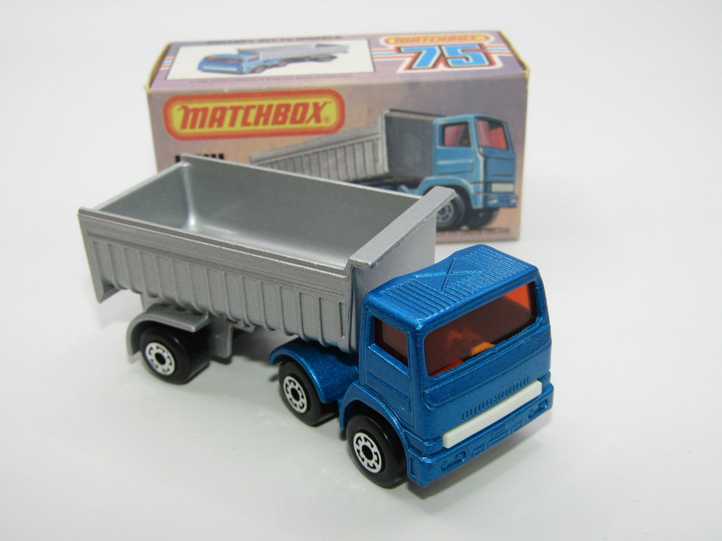Matchbox Superfast No 30D Articulated Truck NO LEYLAND Cast AMBER Windows