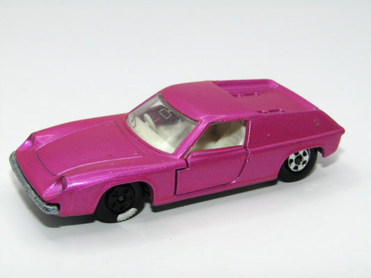 Matchbox Superfast 5A Lotus Europa Pink Factory Error - Hotfoil on Wheel
