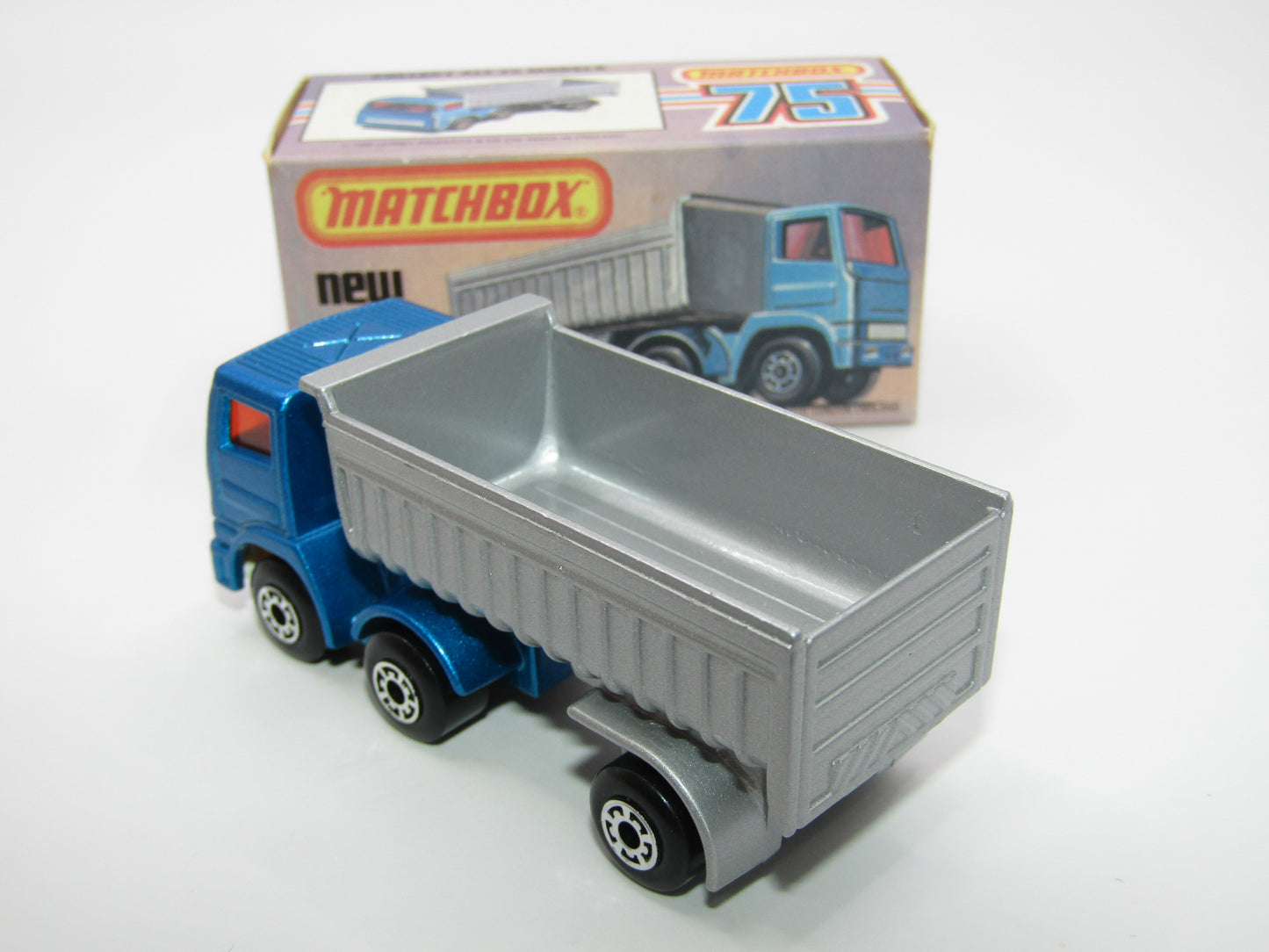 Matchbox Superfast No 30D Articulated Truck NO LEYLAND Cast AMBER Windows