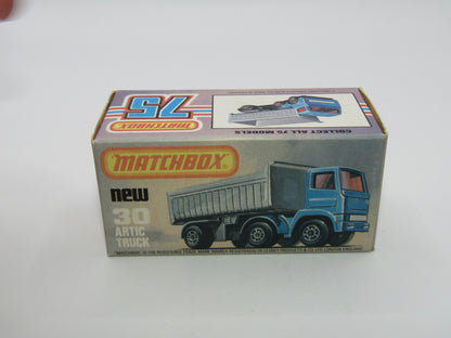 Matchbox Superfast No 30D Articulated Truck NO LEYLAND Cast AMBER Windows