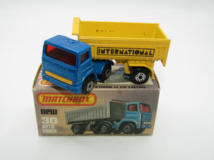 Matchbox Superfast No 30D Articulated Truck Met Blue YELLOW Grille International