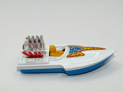 Matchbox Superfast 5B Seafire Boat Yellow Driver Red Engine Pipes