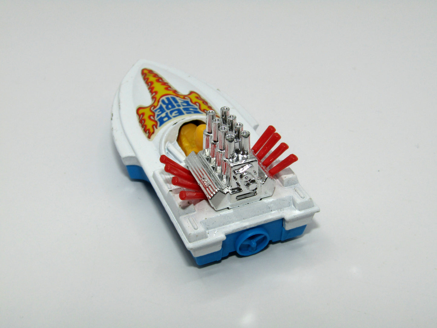 Matchbox Superfast 5B Seafire Boat Yellow Driver Red Engine Pipes