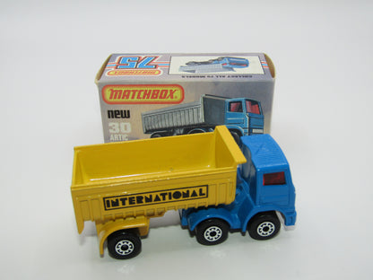 Matchbox Superfast No 30D Articulated Truck Blue White Grille International