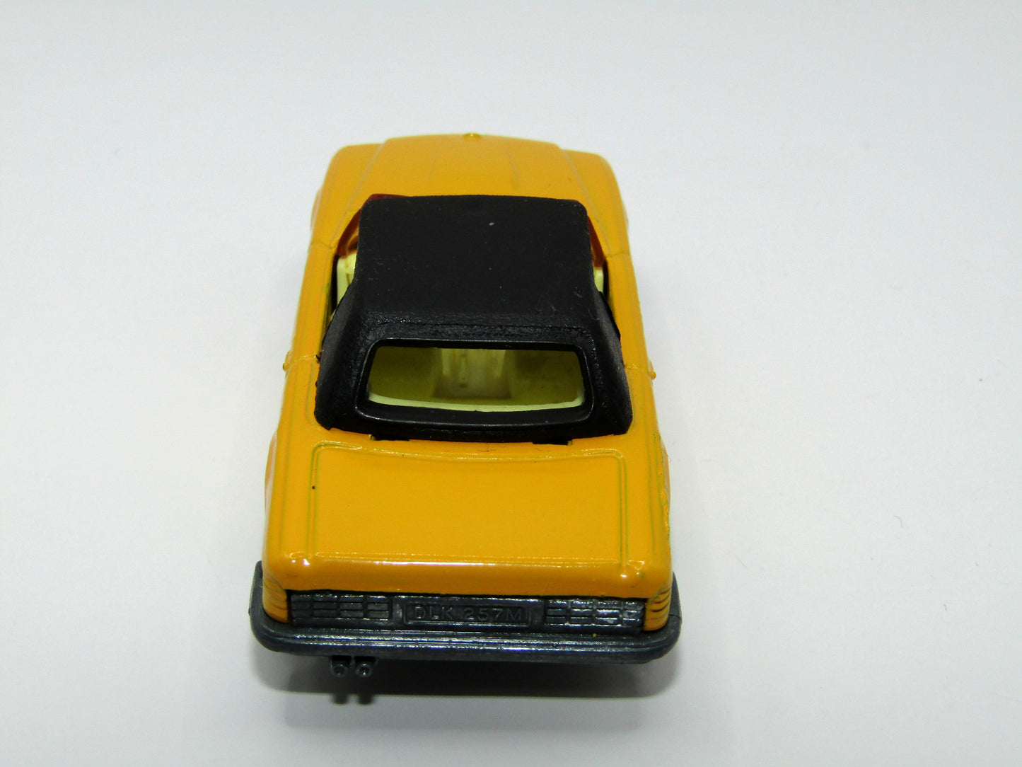 Matchbox Superfast 6B Mercedes 350SL Medium Yellow