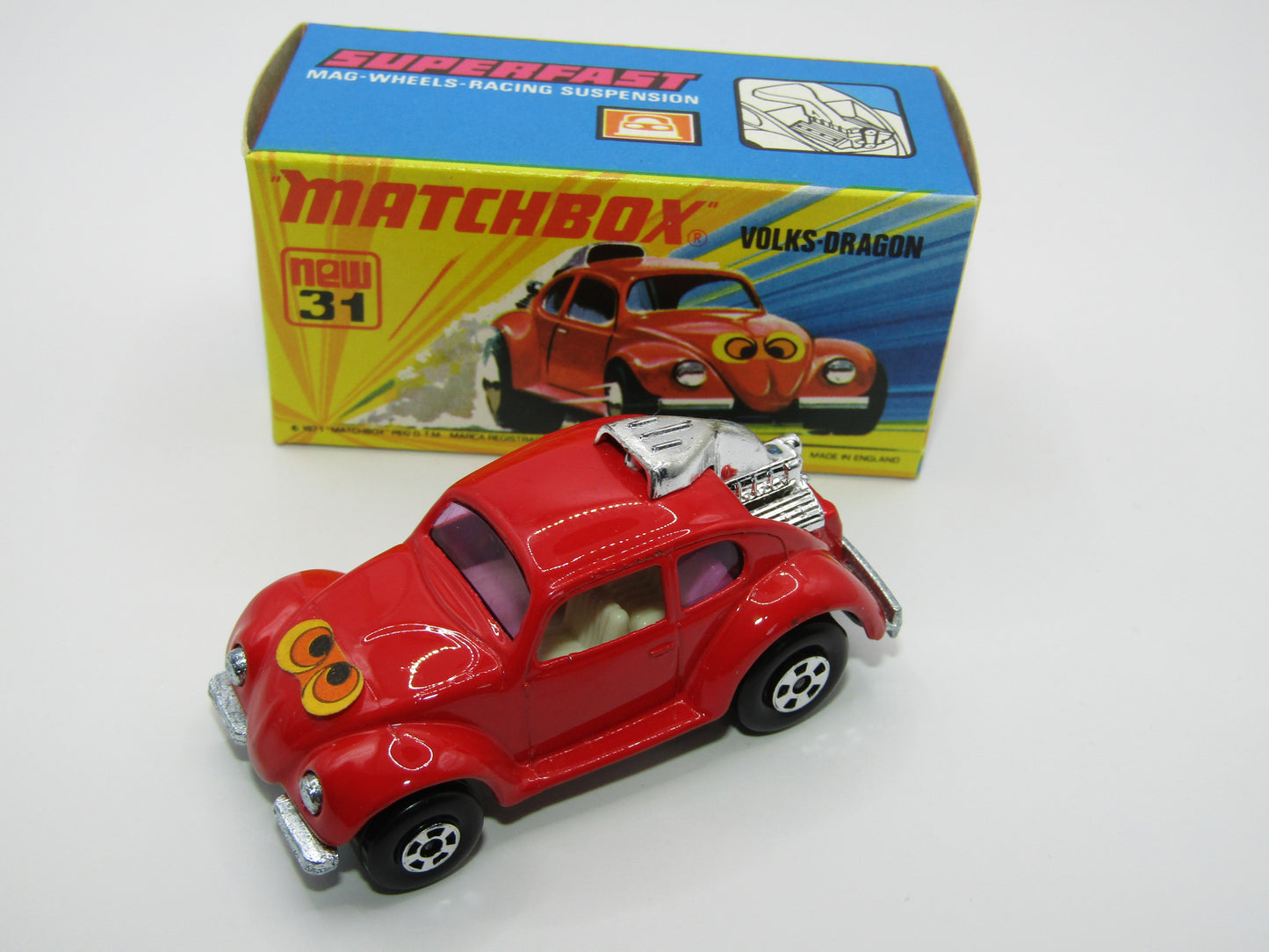 Matchbox Superfast 31B Volks-Dragon Red REVERSED EYES LABEL IVORY Interior