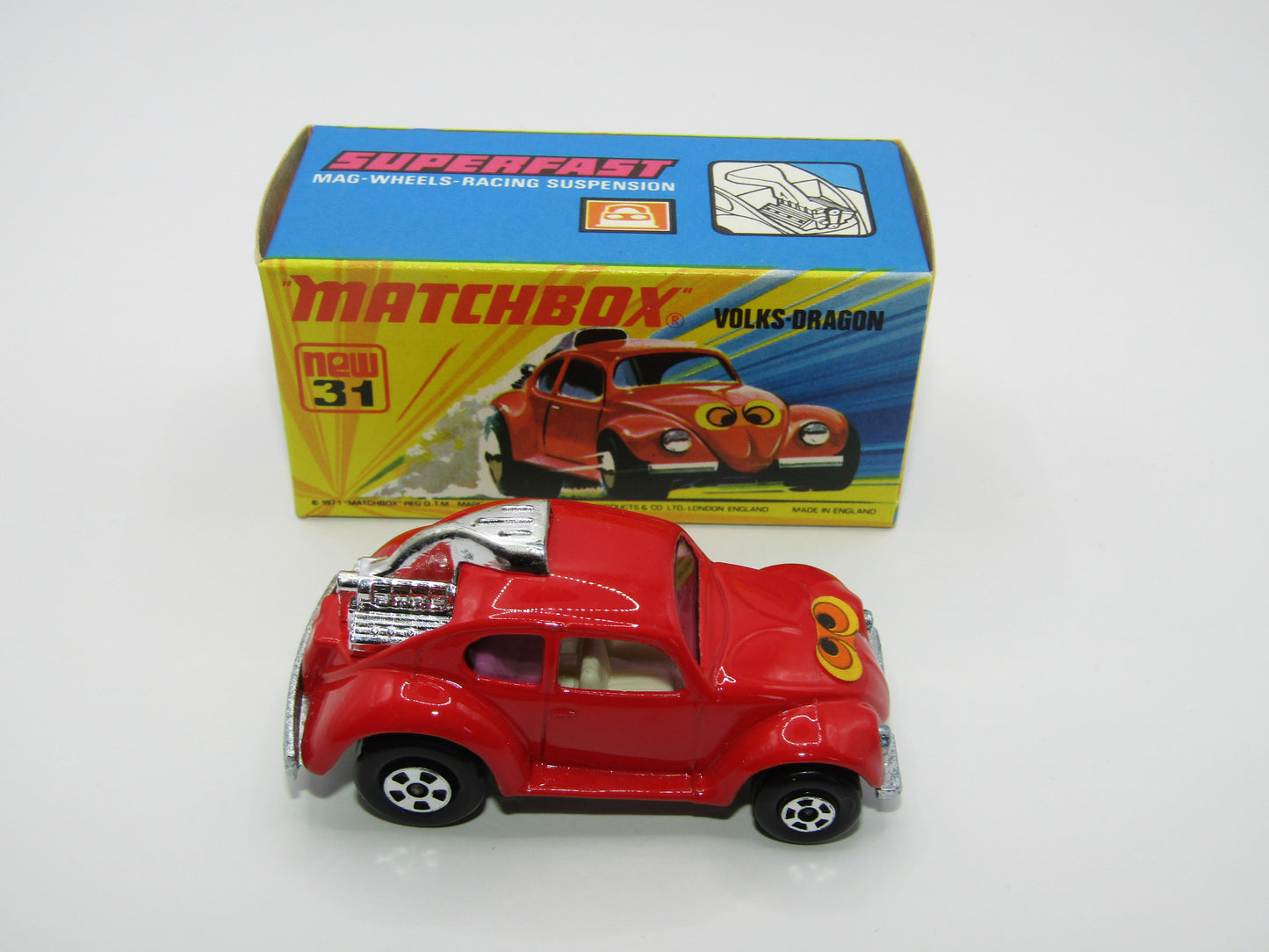 Matchbox Superfast 31B Volks-Dragon Red REVERSED EYES LABEL IVORY Interior