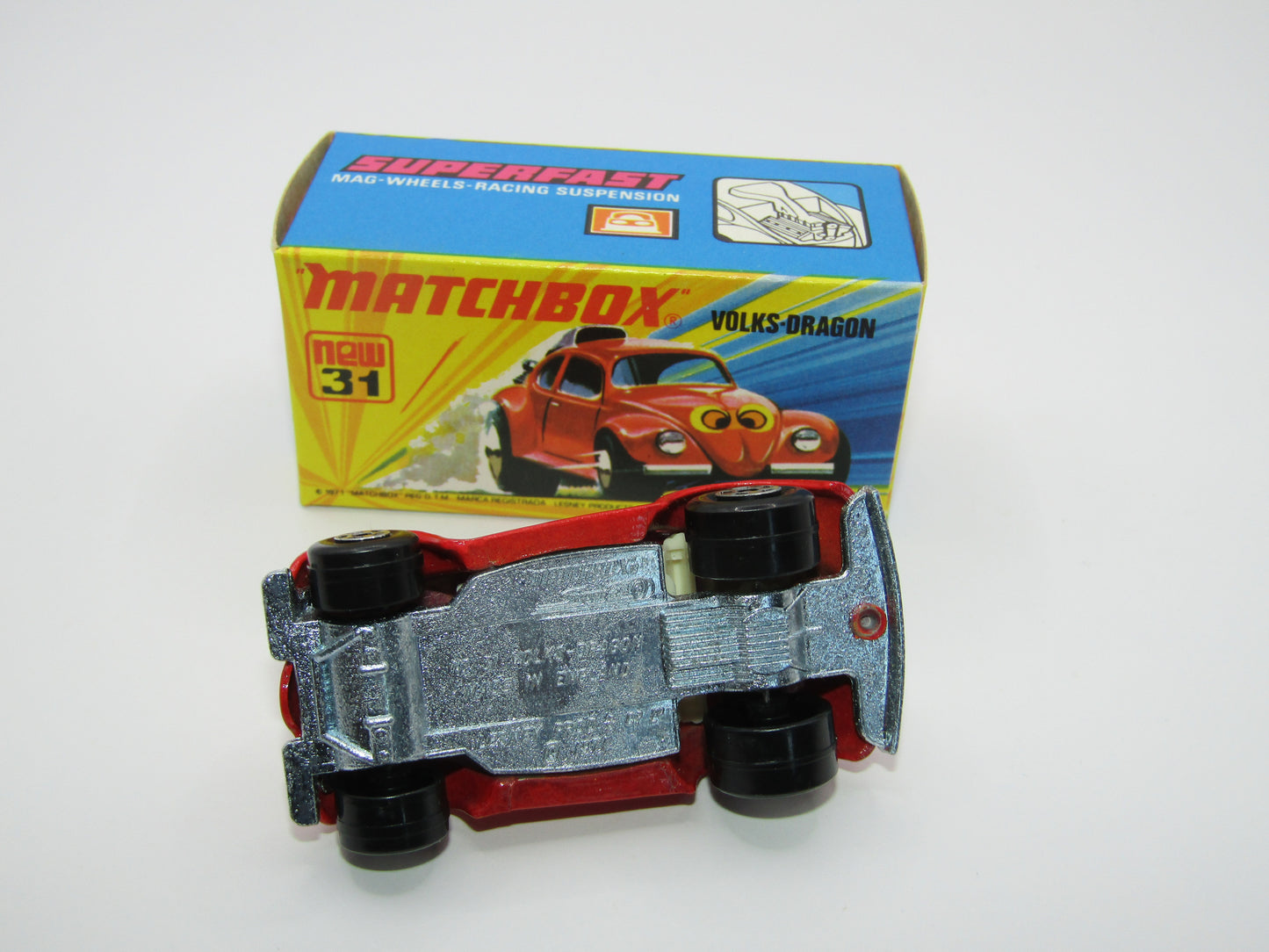 Matchbox Superfast 31B Volks-Dragon Red REVERSED EYES LABEL IVORY Interior