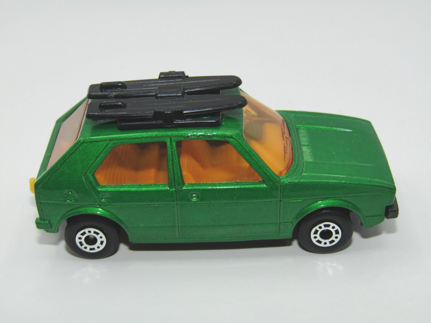 Matchbox Superfast 7C VW Golf Green GREY Base YELLOW Interior