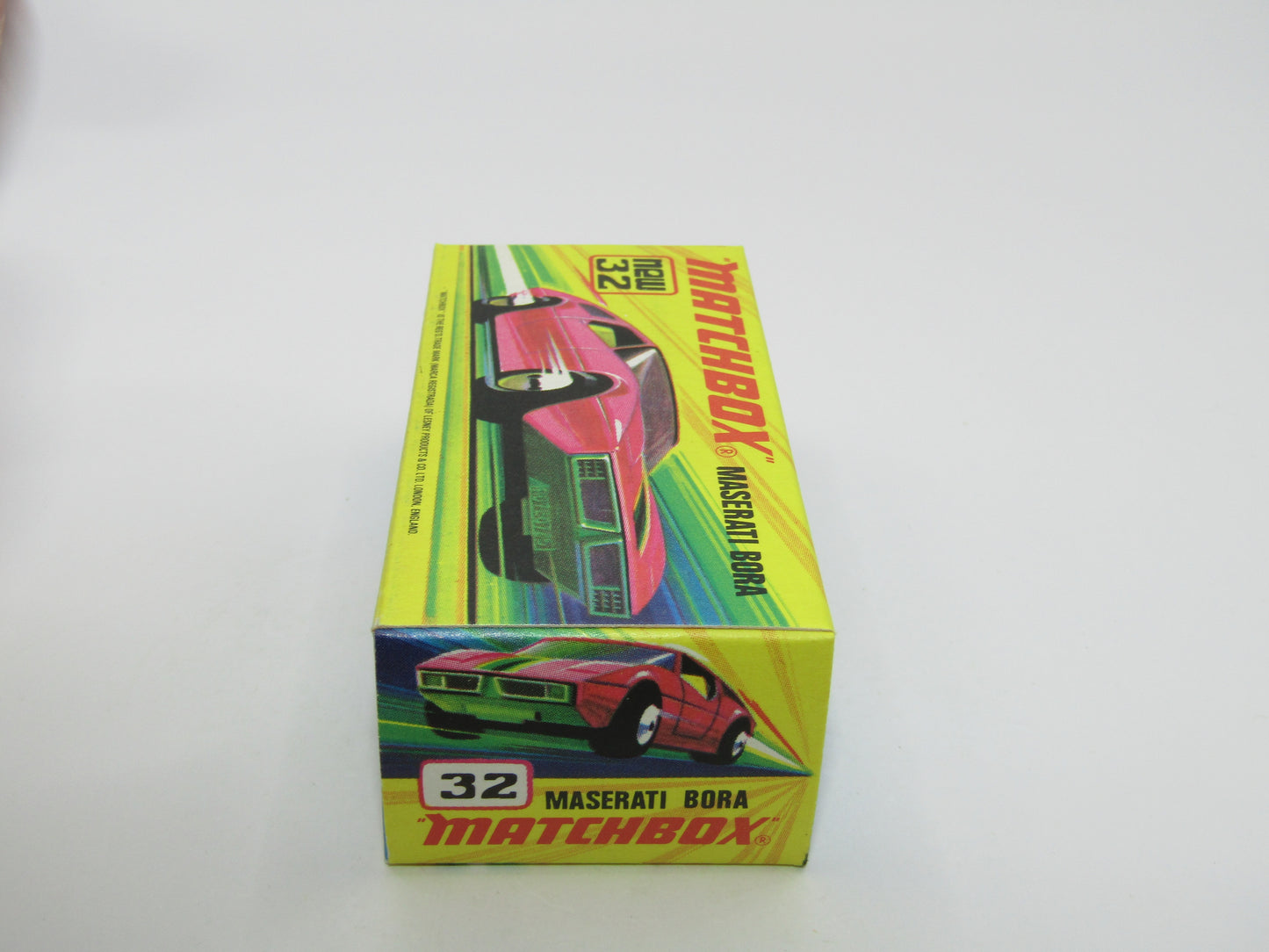 Matchbox Superfast No 32B Maserati Bora Magenta Red 5 Spoke Wide Slot Wheels