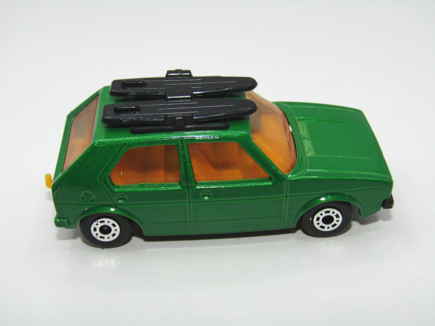 Matchbox Superfast 7C VW Golf Green Yellow Interior Satin Black Base