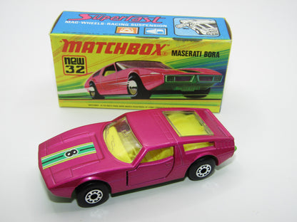 Matchbox Superfast No 32B Maserati Bora PURPLE 5 Arch Wheels 8 Label