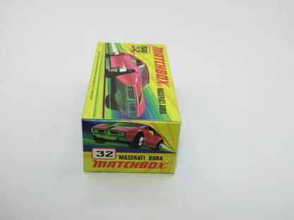 Matchbox Superfast No 32B Maserati Bora PURPLE 5 Arch Wheels 8 Label