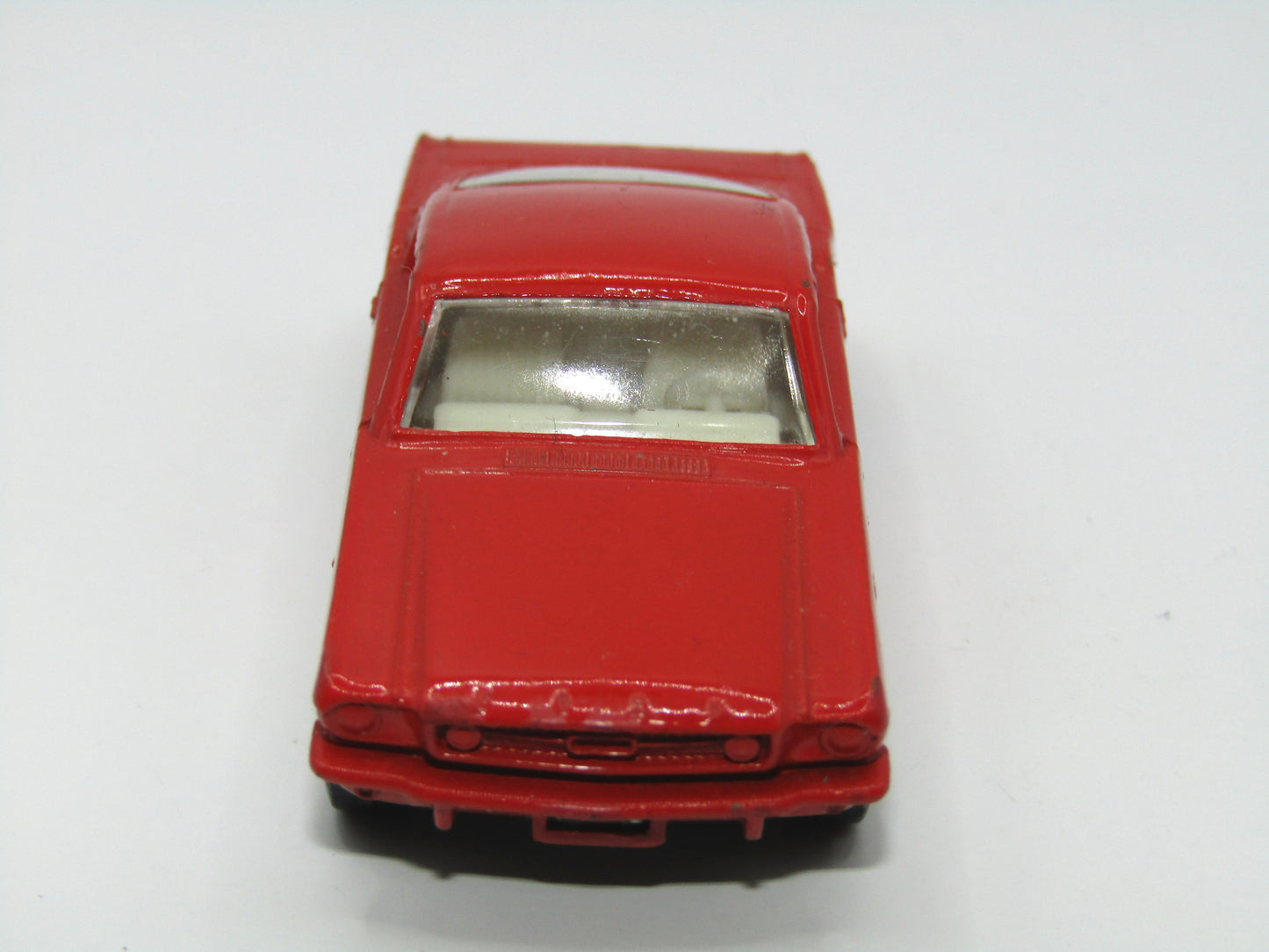 Matchbox Superfast 8A Ford Mustang RED White Iterior