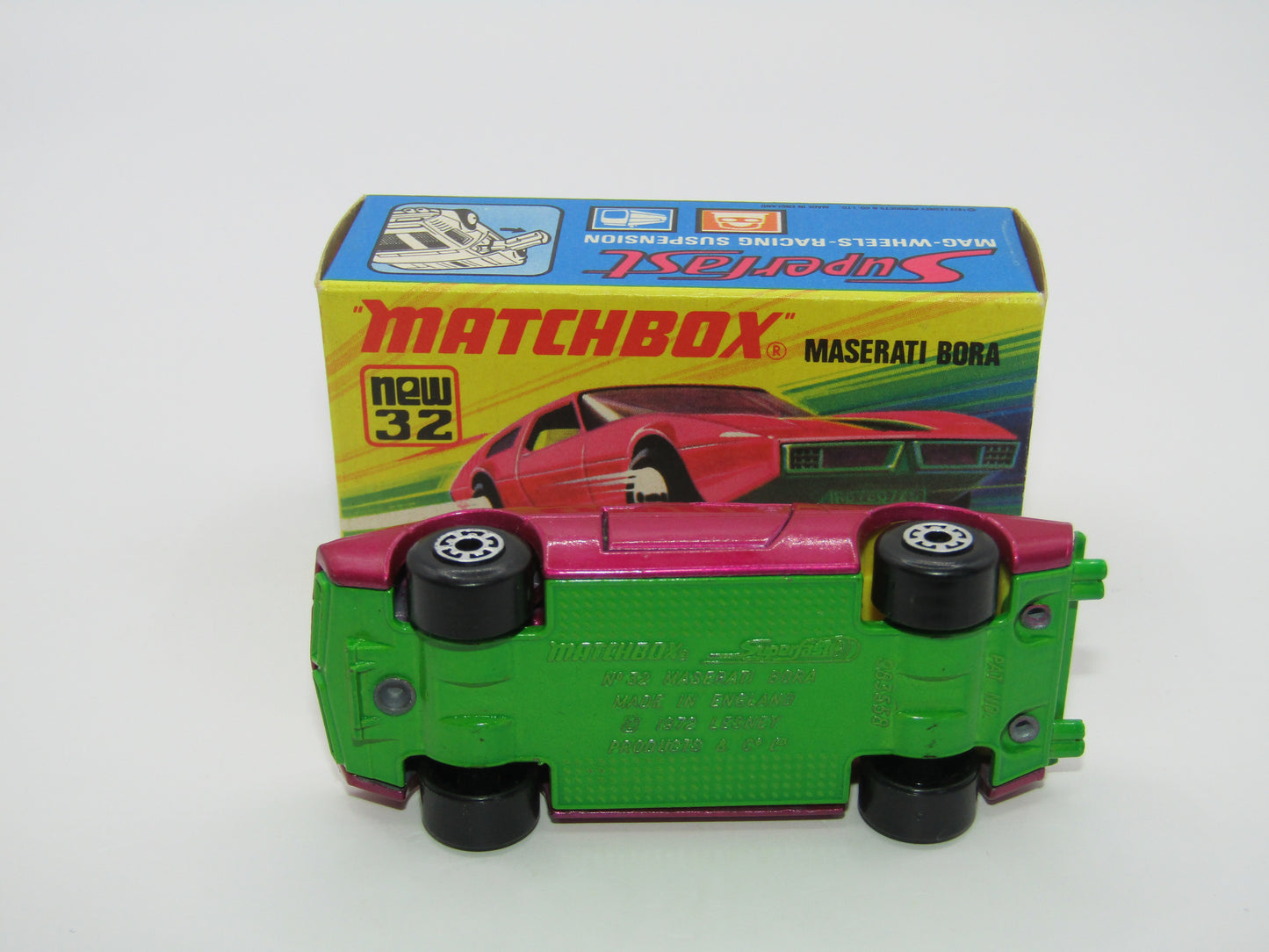 Matchbox Superfast No 32B Maserati Bora Magenta 5 ARCH Wheels No Labels