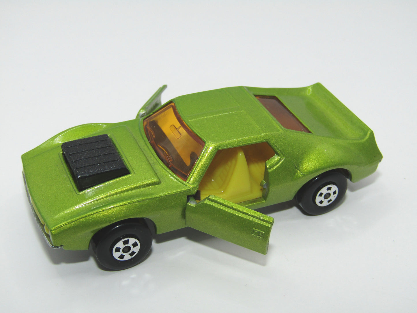 Matchbox Superfast 9B AMX Javelin Green 5 Spoke Lemon Interior