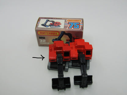 Matchbox Superfast No 32D Atlas Excavator RED Atlas Cast Grey Platform