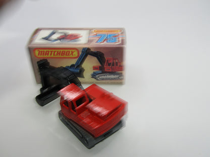 Matchbox Superfast No 32D Atlas Excavator RED Atlas Cast Grey Platform