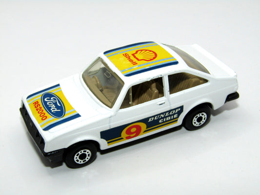 Matchbox Superfast 9C Ford Escort RS2000 GREY-BROWN Base