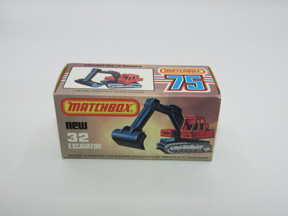 Matchbox Superfast No 32D Atlas Excavator RED Atlas Cast Grey Platform