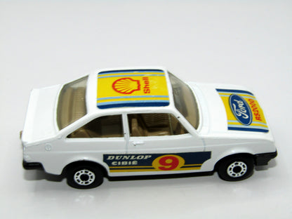 Matchbox Superfast 9C Ford Escort RS2000 GREY-BROWN Base