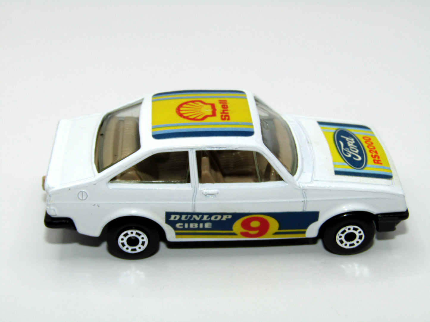 Matchbox Superfast 9C Ford Escort RS2000 Gloss Black Base