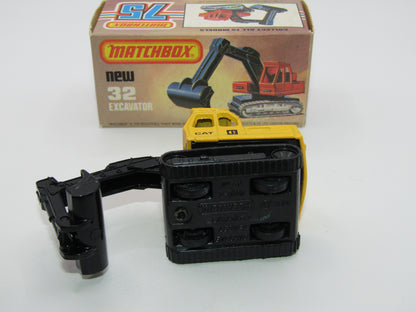 Matchbox Superfast No 32D Atlas Excavator Yellow Black Stripe CAT Tampo