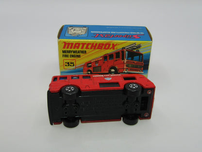 Matchbox Superfast No 35A Merryweather Fire Engine BLACK Interior