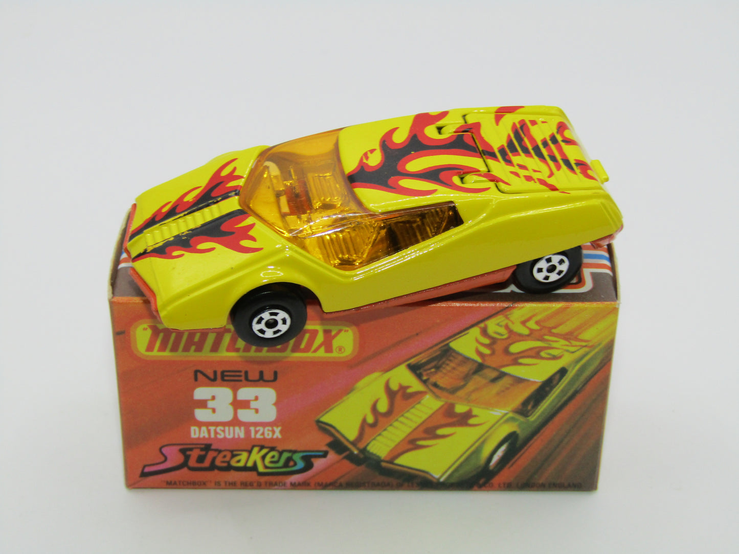 Matchbox Superfast 33B Datsun 126X Streakers DARK Amber Windows Orange Base