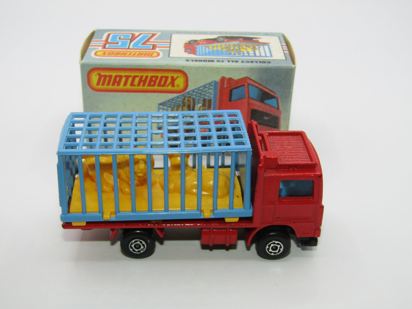 Matchbox Superfast No 35D Zoo Truck MALTESE CROSS Wheels