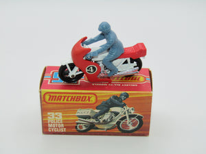 Matchbox Superfast 33C Police Motorcyclist Red Airscreen 4 Label