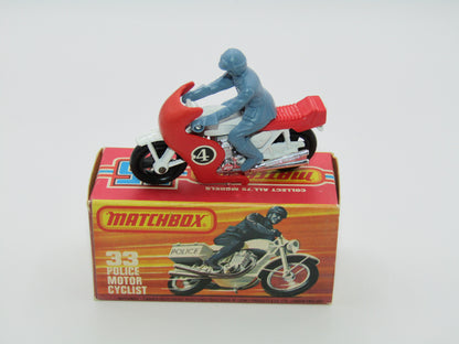 Matchbox Superfast 33C Police Motorcyclist Red Airscreen 4 Label
