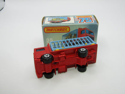 Matchbox Superfast No 35D Zoo Truck RED BASE 5 Spoke Wheels