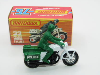 Matchbox Superfast 33C Police Motorcyclist Green Rider Polizei Wire Wheels