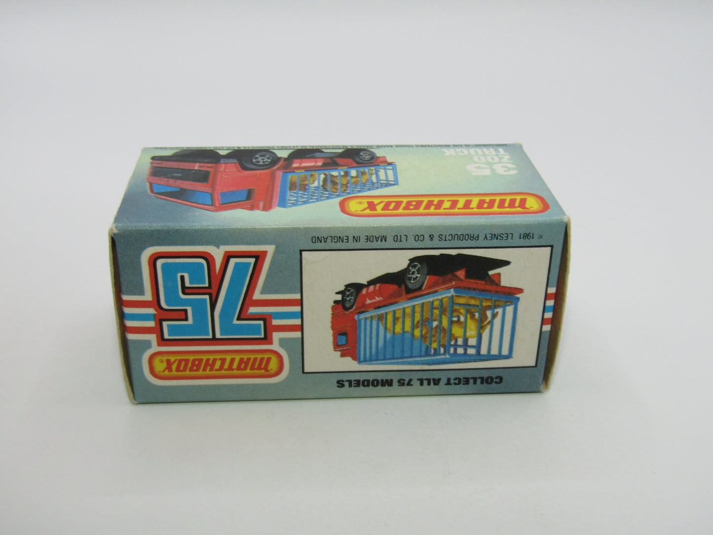 Matchbox Superfast No 35D Zoo Truck RED BASE MALTESE CROSS Wheels
