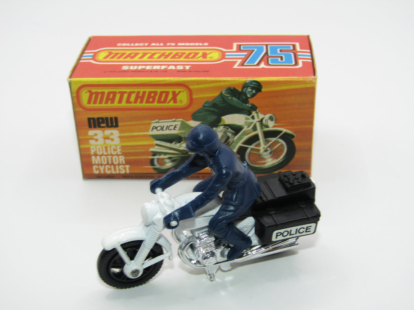 Matchbox Superfast 33C Police Motorcyclist White, Black POLICE Case