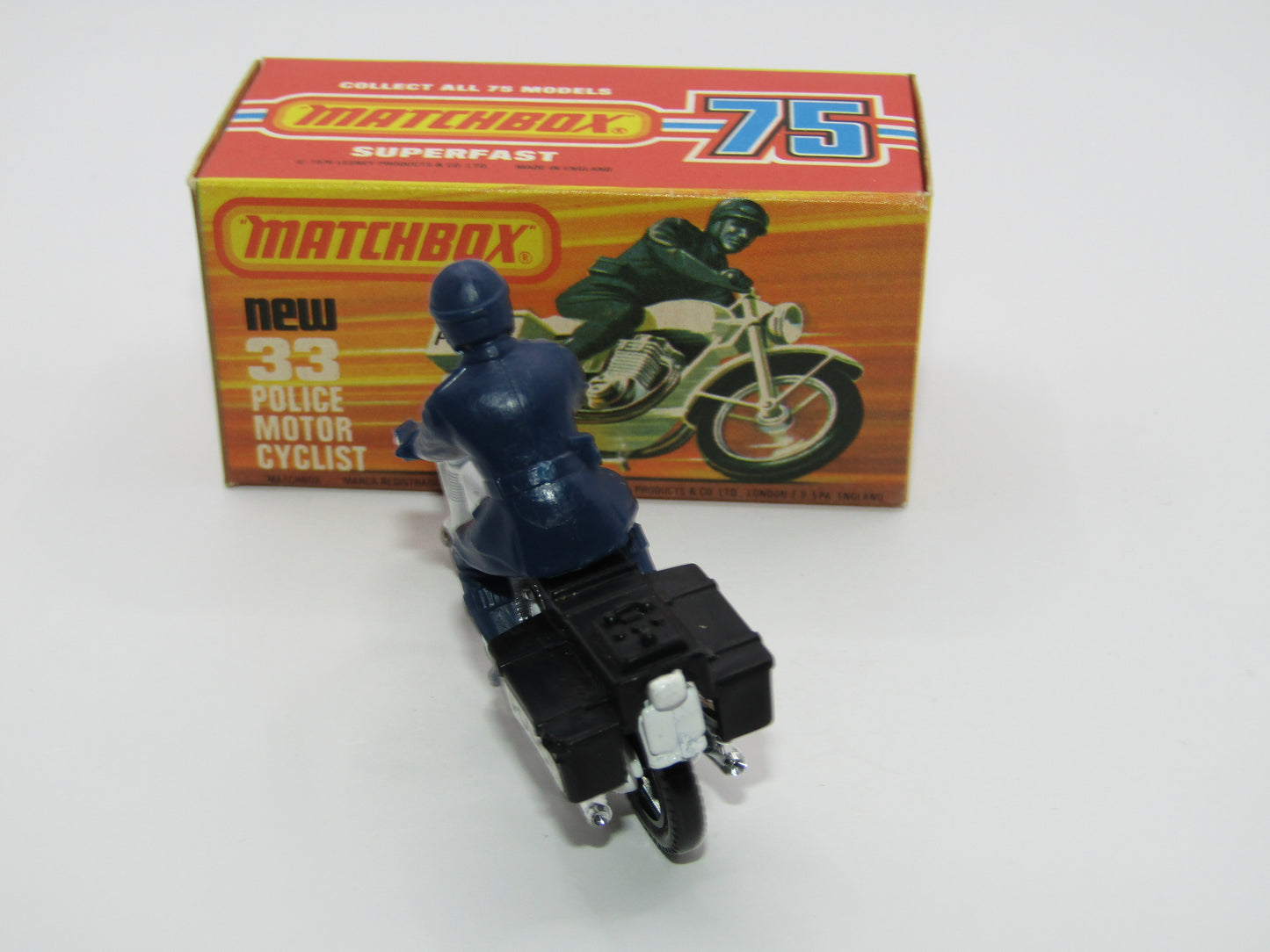 Matchbox Superfast 33C Police Motorcyclist White, Black POLICE Case