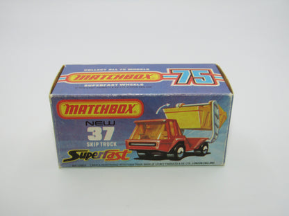 Matchbox Superfast No 37C Skip Truck Light Red BLUE TINTED Windows