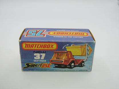 Matchbox Superfast No 37C Skip Truck Light Red BLUE TINTED Windows