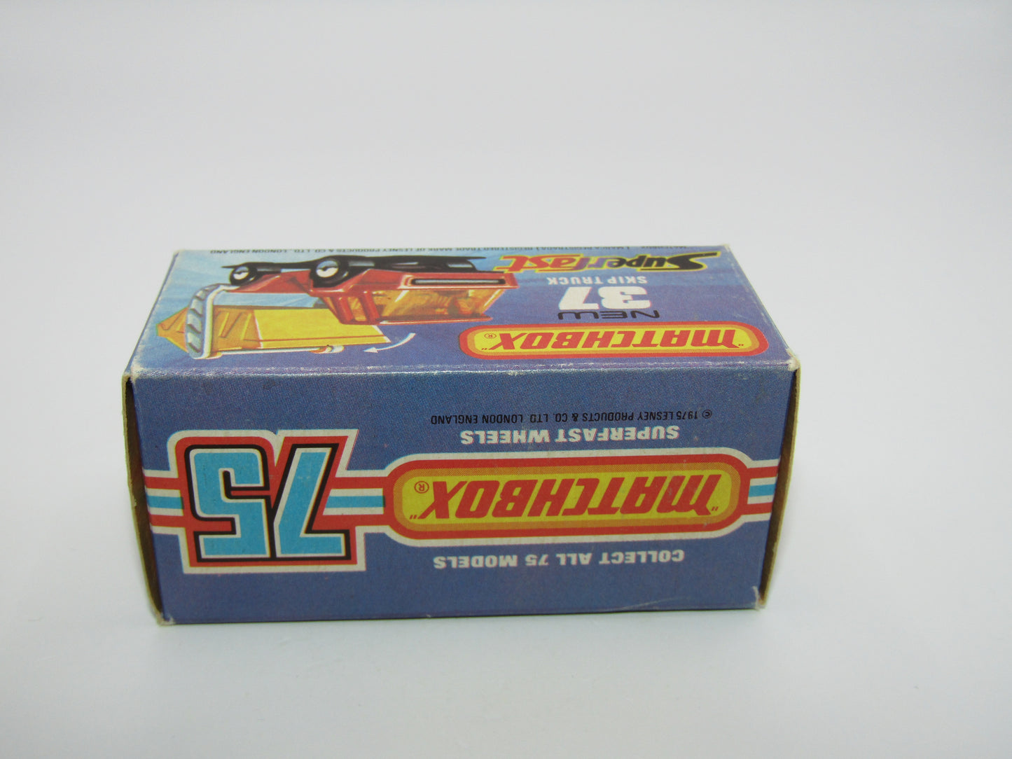Matchbox Superfast No 37C Skip Truck Light Red BLUE TINTED Windows
