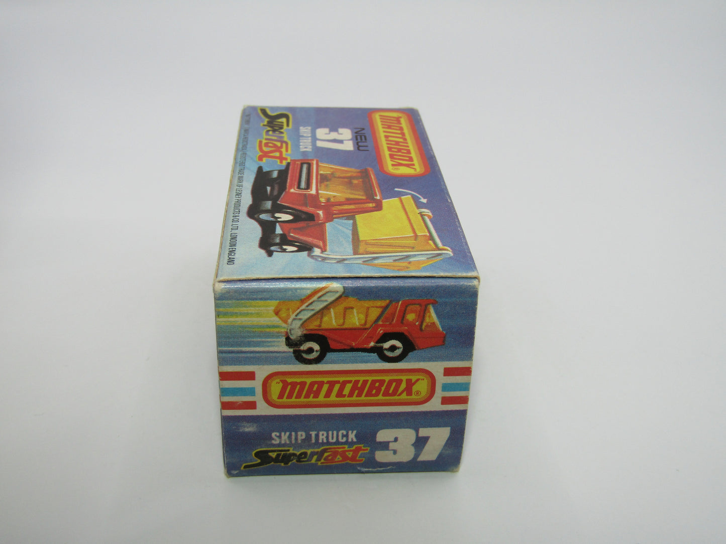 Matchbox Superfast No 37C Skip Truck Light Red BLUE TINTED Windows