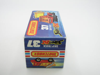 Matchbox Superfast No 37C Skip Truck SMOKE windows GREY-BROWN Base