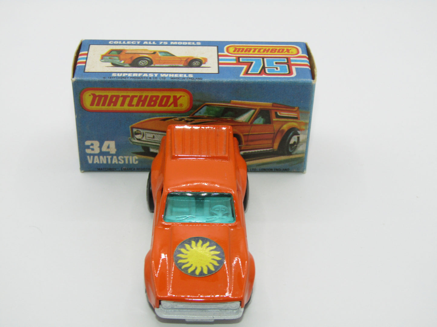 Matchbox Superfast 34B Vantastic SUN LABEL & GREEN Windows