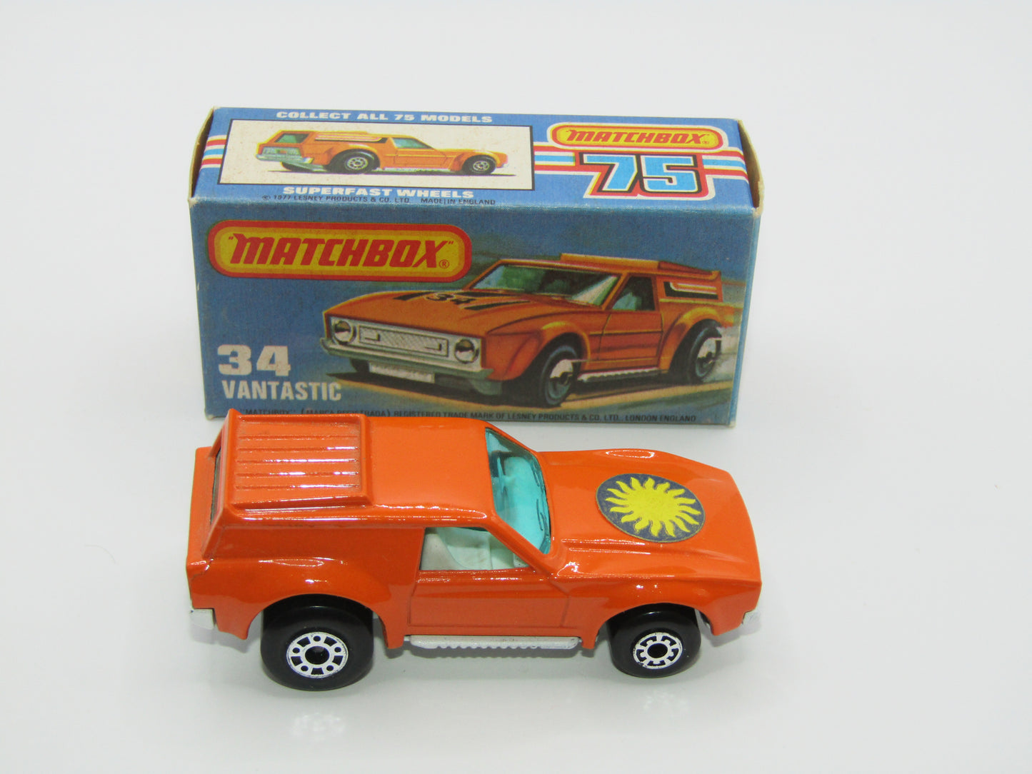 Matchbox Superfast 34B Vantastic SUN LABEL & GREEN Windows