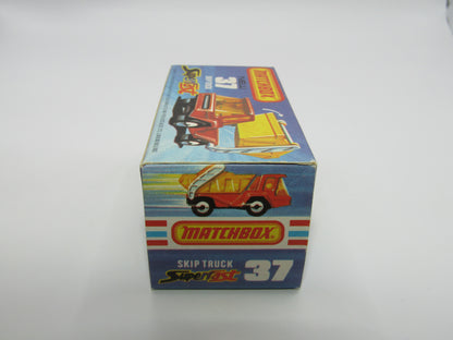 Matchbox Superfast No 37C Skip Truck AMBER Windows MET Brown Base