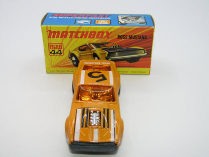 Matchbox Superfast 44B Boss Mustang Light Orange The Boss Outline Shadow Tampo