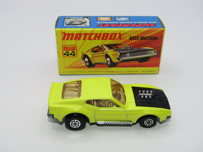 Matchbox Superfast 44B Boss Mustang LIGHT LEMON & LIGHT Amber Windows
